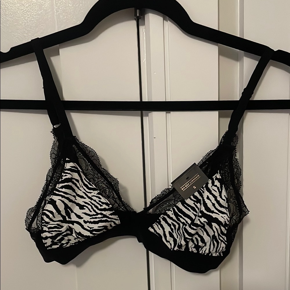 Black and White Zebra Print Lace Bralette